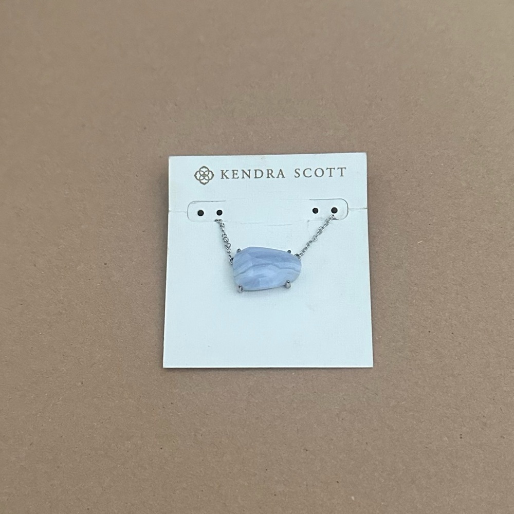 Kendra Scott Isla Necklace in Blue Lace Agate